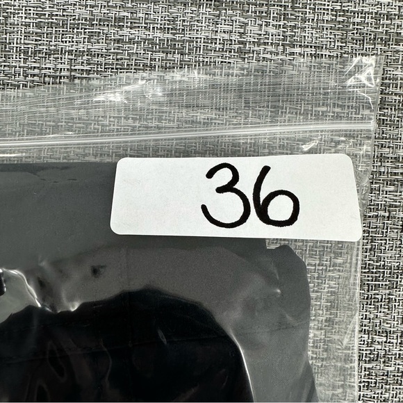 Magellans Pants Womens 10 Adventure Travel Convertible Nylon Roll-Tab Gray - Picture 16 of 16